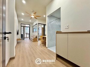 1pn ban công mới 100% , full nội thất cao cấp ngay cộng hoà - thăng long - vòng xoay lăng cha cả