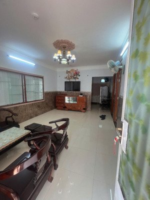 bán căn hộ chung cư chợ đầm 73m2 - 2 phòng ngủ