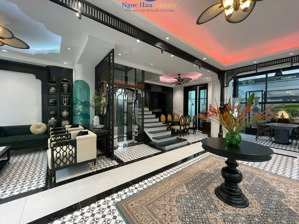 bán biệt thự full đồ, gần hồ ngọc trai 24,5ha. giá mềm