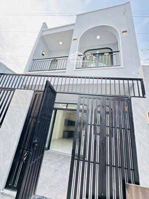 nhà đẹp ở ngay p1gv 87m2 ngang 5,2m chỉ 6,x tỷ