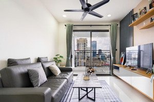 cho thuê căn hộ saigon royal 2pn 2wc 85m2 giá chỉ 26.5 triệu view sông