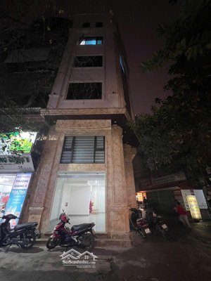 cho thuê nhà moi nguyên căn , 5 tầng 1 tum. lô góc 2 mặt tiền đông v nam