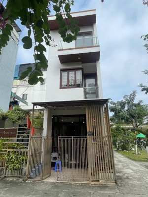 cho thuê nhà kiệt ô tô k23/19 lý tự trọng, đối diện công viên, sát tòa nhà trung tâm hành chính