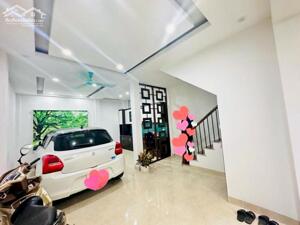 Siêu phẩm nhà mới đón xuân - Xuân La 36m2, 5T, lô góc, ô tô vào nhà, thang máy