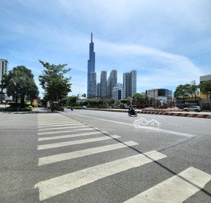 siêu phẩm xây thô 4 tầng - 64m2(4.2x15.5) - hẻm xe tải 12m - hàng xóm landmark 81 - khu nhà giàu