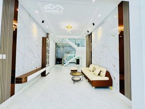 bán nhà hẻm xe hơi tránh nhau đường âu cơ bàu cát- dt4x15 nhà 3 tầng btct- vị trí kd - giá chỉ 9,9