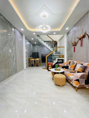 nhà đẹp xe hơi cặp sát - 44m2 nở hậu - sát quận 1 - p22 bình thạnh - nhỉnh 5 tỷ