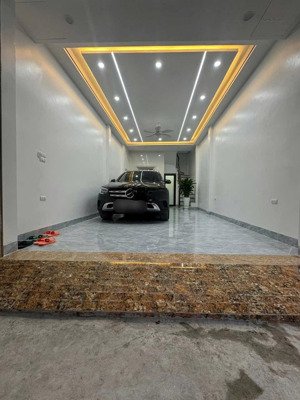 bán nhà kim giang, gần trường ngôi sao hoàng mai, ô tô vào nhà, 7 tầng thang máy, tặng nội thất đẹp