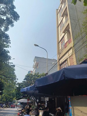 chính chủ bán nhà mặt chợ bông đỏ 89m2 mt 5,6m kinh doanh sầm uất 25 tỷ