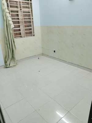 bán nhà 2 lầu , giá rẻ ,2 pn , ngay hiệp bình phước , thủ đức , chỉ 2.5 tỷ( còn tl )