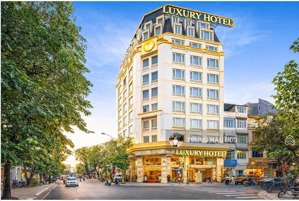 bán toà nhà chvd góc 2mt nguyễn thị thập q.7 - dt 15x27m - hầm - 7 tầng - hđt 700 triệu - 120 tỷ