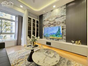 BDS HVL [NC] Sky Garden, phú mỹ hưng, căn góc 2 mặt thoáng, 90 m2, 3 pn 2wc, nội thất đẹp, cao cấp, mới 100%