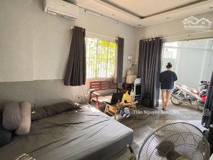 siêu phẩm- bán nhà xóm chiếu q4 70m2 đất thổ cư sổ hồng riêng ngay trung tâm sầm uất