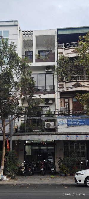 cho thuê nhà khu phố trung hoà cực hót, t1 - 120m2, t2 - 5 100m2, mt 5,5m cực đẹp giá hạt