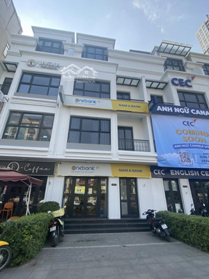 cho thuê liền kề mặt phố vinhomes gardenia hàm nghi, mỹ đình 100 mét 5 tầng, thang máy mới đẹp
