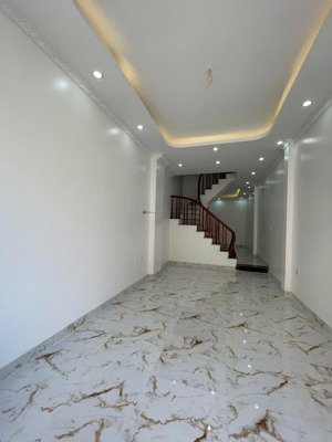 cho thuê nhà riêng quang trung . giá 10 triệu :lh 