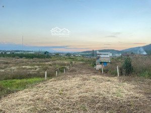 chính chủ bán gấp lô đất view núi, đường tránh, đủ tiện ích xung quanh, phù hợp nghỉ dưỡng đầu tư