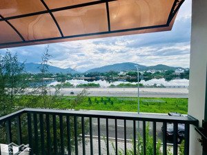 nhà mặt đường vành đai 2 đối diện sun group view sông quán trường, kđt hà quang 1, nha trang.