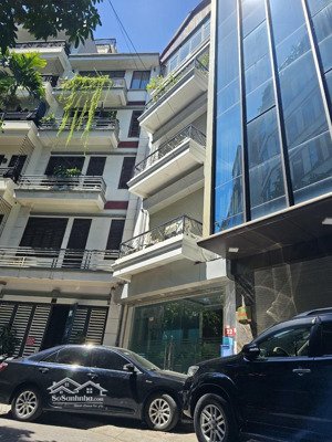 tôi cần cho thuê nhà nguyễn thị định - hoàng ngân, dt 65m*5 tầng,nhà mới hiện đại, oto đỗ cửa,33 tr