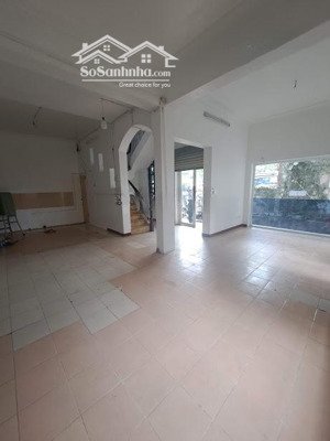 nhà ngõ 5 phố nguyễn khánh toàn, diện tích 80m2 x 3 tầng lô góc, đường rộng 6m