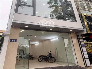 cho thuê nhà mặt phố xuân thuỷ vỉa hè rộng, khu vực để được ô tô thang máy riêng