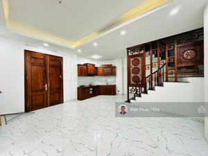 hoàng hoa thám ba đình - lô góc, ngõ thông - 43m2*5 tầng - gần phố - chính chủ cần bán gấp.