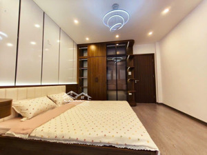 h.i.ế.m - 9,25 tỷ nhà đẹp ngõ thoáng sáng vài bước ra phố, tiện ích bạt ngàn, giá net đẹp