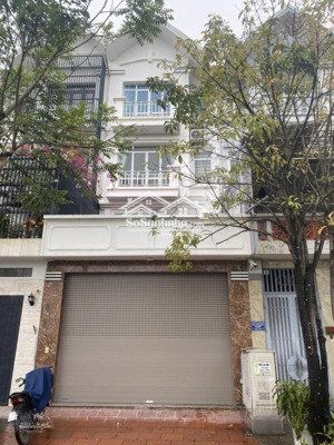 cho thuê nhà trong khu đô thị định công - dt 90m*5 tầng, thang máy, vị trí đẹp, vỉa hè rộng, 33tr