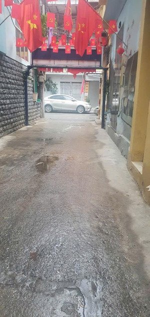 nhà phân lô cán bộ ngõ đẹp nhà đẹp phố nguyễn quý đức : 30m2- 6 tầng - mt 3m- 7 tỷ 750