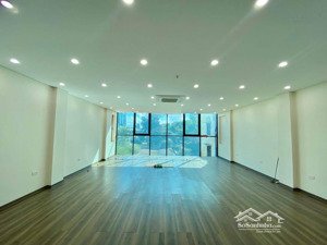 cho thuê văn phòng tại lê văn lương sàn 65m2 ô tô đỗ cửa, tòa vp chuyên nghiệp