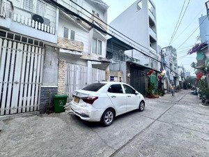 bán nhà riêng cấp 4 tại trần xuân soạn, 91m2, đường xe hơi tới nhà , chính chủ 1 đời, tiện xây mới