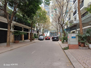 bán nhà khu trung ương đảng - xuân phương 61m² giá 17.9 tỷ, đường 3 ô tô tránh