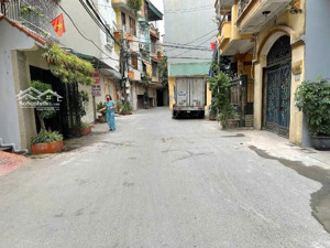 khu phân lô hoàng văn thái, gara ô tô, phù hợp khách mua ở giá 16.5 tỷ.