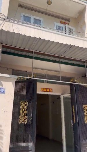 chính chủ bán nhà 2 tầng đường lạc long quân, quận 11, hồ chí minh, giá chỉ 9,85 tỷ