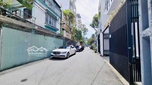 7 tỷ có nhà lâm văn bền, 3 tầng 75m2