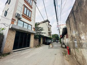 nhà long biên, thạch bàn view hồ- mặt đường ô tô tránh- 5 phòng ngủ- ngõ thông tứ phía- 48m2 - 14tỷ