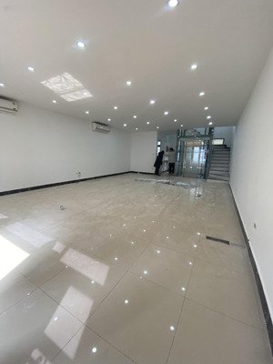 cho thuê liền kề hàm nghi, nam từ liêm, nhà mới đẹp, thông sàn, ô tô đỗ cửa