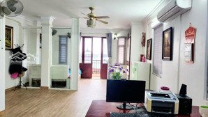 cho thuê căn hộ phố bạch đằng, dt 70m2, căn hộ mới, full nội thất, 2pn, 1pk, thoáng sáng