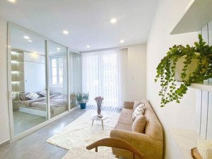 hàng hiếm trống ra - căn hộ tách bếp ngay gần ngã tư hàng xanh, cầu thị nghè - q1