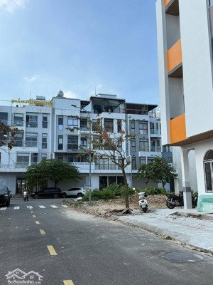 góc 2 mặt tiền hoà minh 27 và hoà minh 28 gần biển, gần khu c phương trang đang mở bán