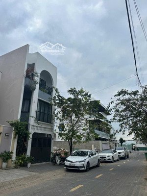 nắm chủ độc quyền mặt tiền hòa minh 28 ngay khu c đang hot giá đầu tư chỉ nhỉnh 6 tỷk