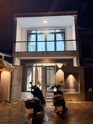 bán nhà mặt tiền vạn hòa phường nha trang gần chợ đầm gần biển 87,4m