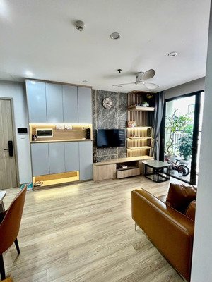 chính chủ cần bán gấp căn hộ góc 3n tầng trung dt 81m2 giá nhỉnh 7 tỷ tòa canopy smart city