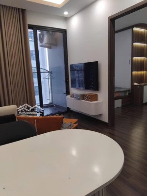 căn 2n1wc full đồ đẹp cần cho thuê bao phí và internet