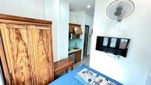 cho thuê phòng cửa sổ full nội thất ngay công trường dân chủ, gần toà nhà viettel