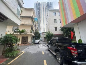 siêu phẩm liền kề phân lô kđt mỗ lao vỉa hè rộng ô tô tránh nhà đẹp long lanh