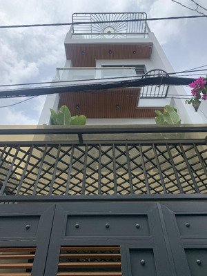 nhà đẹp phạm văn chiêu 4 tầng 4pn, 5wc chỉ 7.56 tỷ vị trí: đường phạm văn chiêu