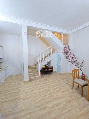 12,2 tỷ- phố trần quốc toản, lõi quận hoàn kiếm, oto cách nhà 20m, ngõ rộng, thoáng