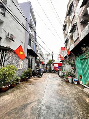 bán nhà tx22 ngay chợ minh phát, nhà xây ở 2023, trệt 3 lầu