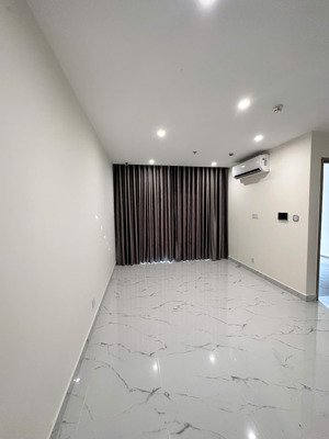 bán gấp căn 1pn + gh5 (đối diện vincom mega mall) 2tỷ890/47m2 view sông, ms trân
